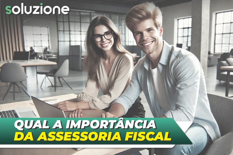 Assessoria Fiscal qual a importância - Imagem de contadores fazendo a escrituração fiscal de uma empresa