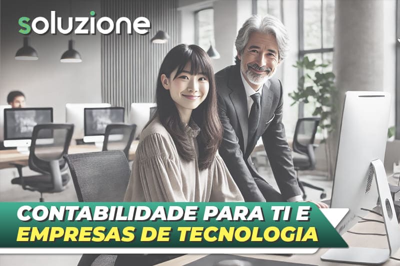 Contabilidade para Empresas de Tecnologia e TI - Imagem de profissionais de tecnologia de informação sorrindo